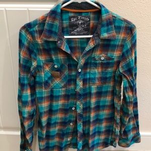 🌼 2 for 1 flannels!